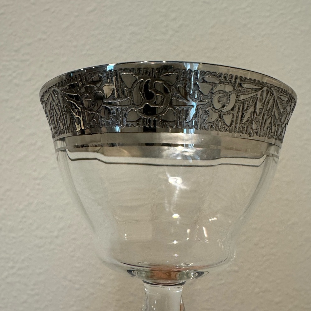 8 1950’s Glastonbury Lotus Rambler Rose Platinum Cordial -6 Champagne Co… - Picture 3 of 12